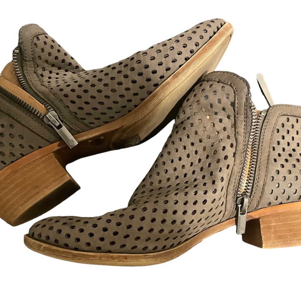 Lucky Brand ankle boots